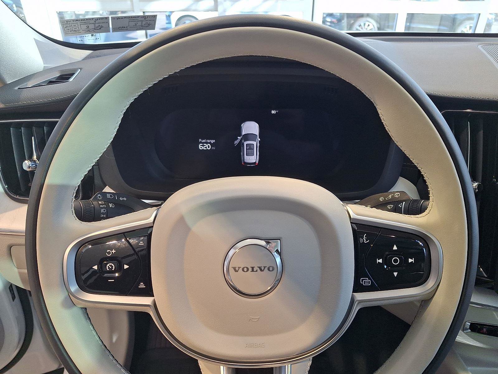 Certified 2026 Volvo XC60 B5 Ultra w/ Protection Package Premier image 15