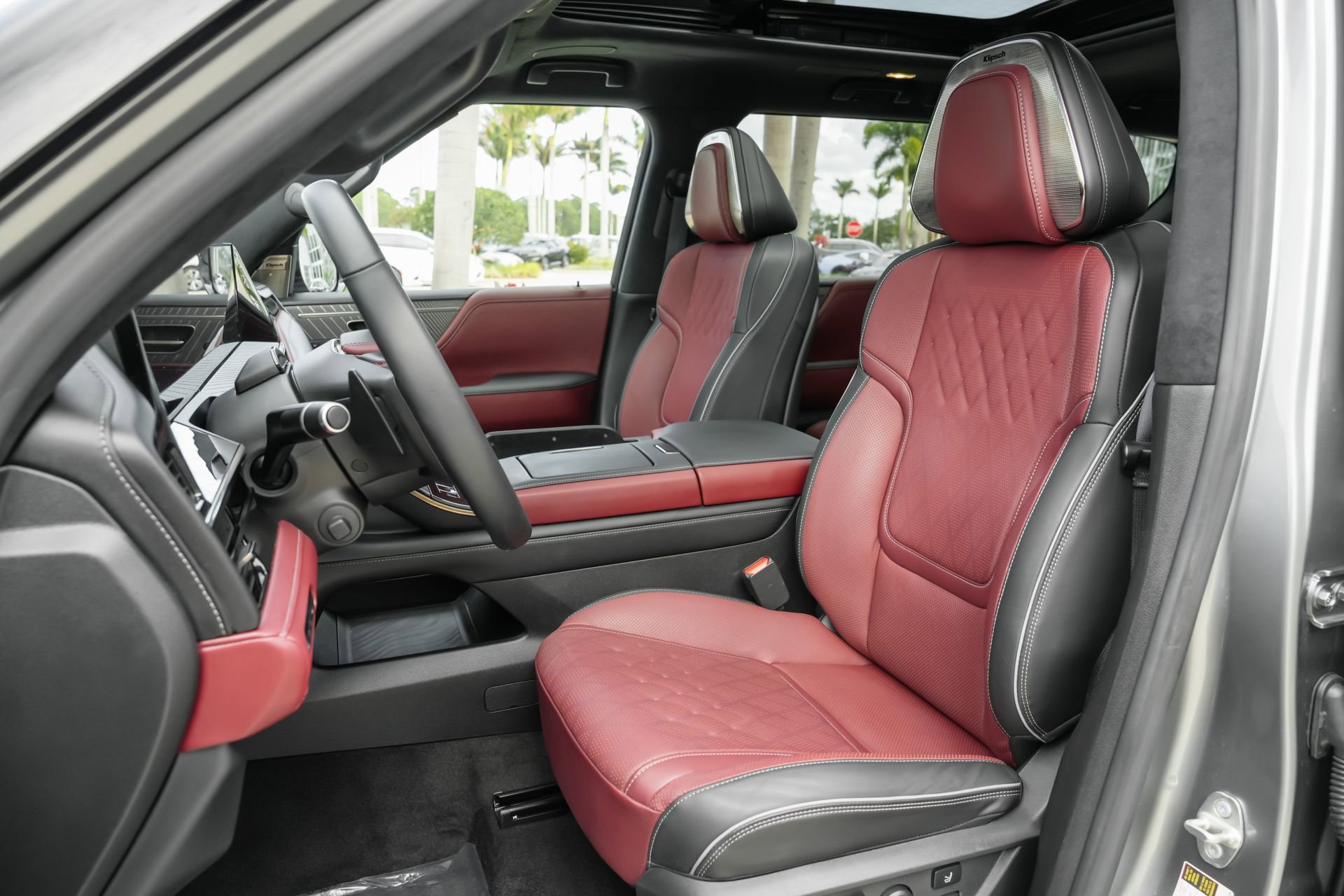 Certified 2025 INFINITI QX80 Autograph AWD/4WD image 8