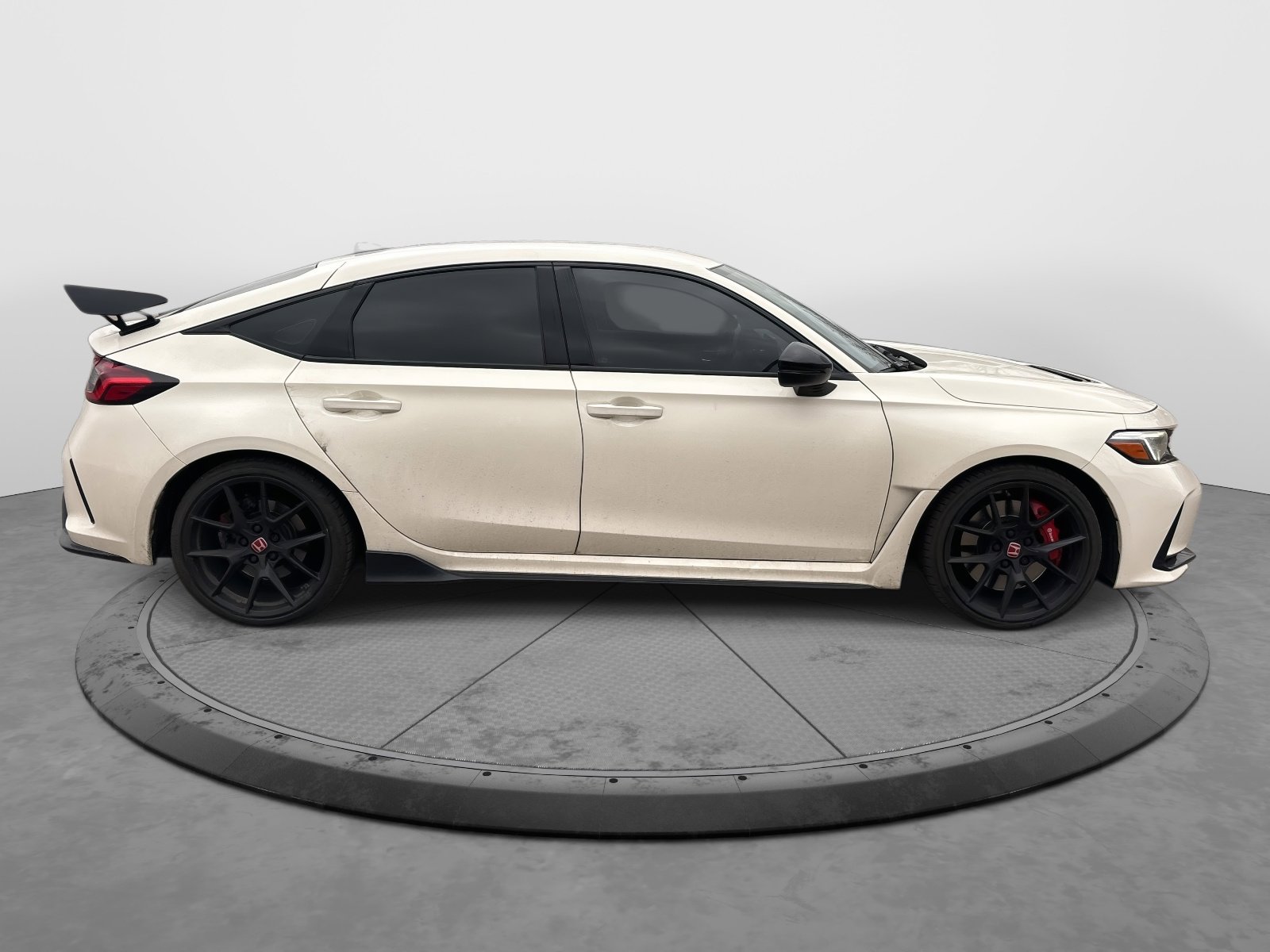 Used 2023 Honda Civic Type R image 9