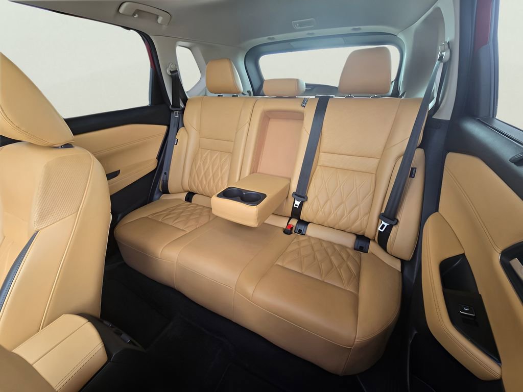 Used 2023 Nissan Rogue Platinum w/ Platinum Premium Package image 12