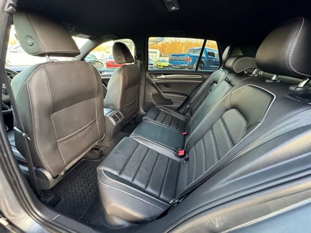 Used 2019 Volkswagen Golf R 4-Door image 16