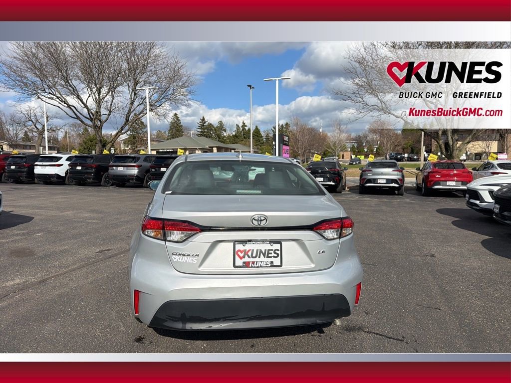 Used 2024 Toyota Corolla LE image 5