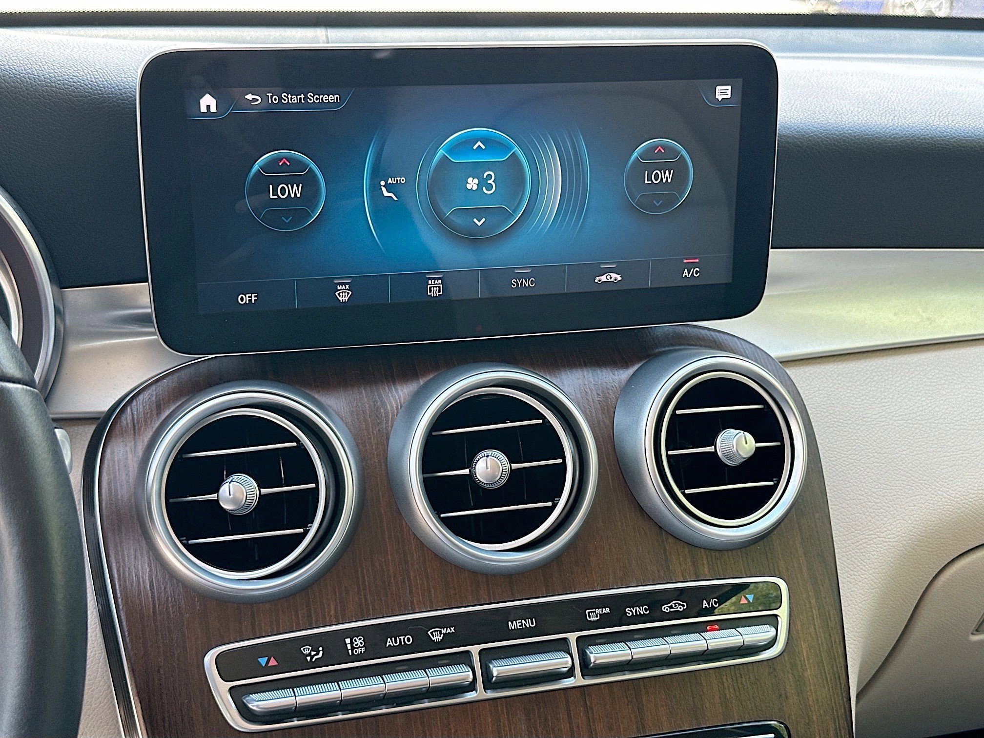 Used 2021 Mercedes-Benz GLC 300 image 15