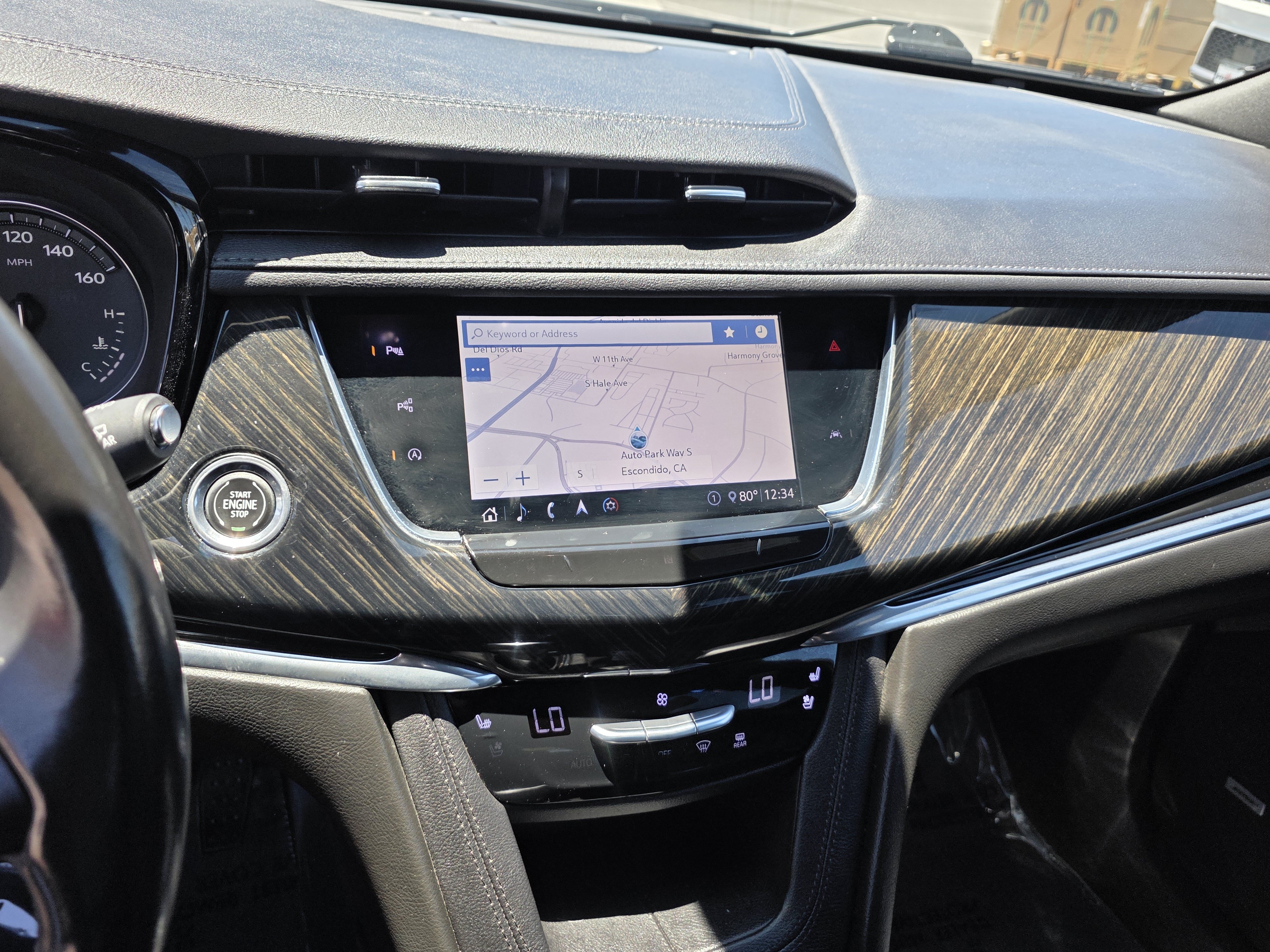 Used 2020 Cadillac XT6 Premium Luxury FWD image 16