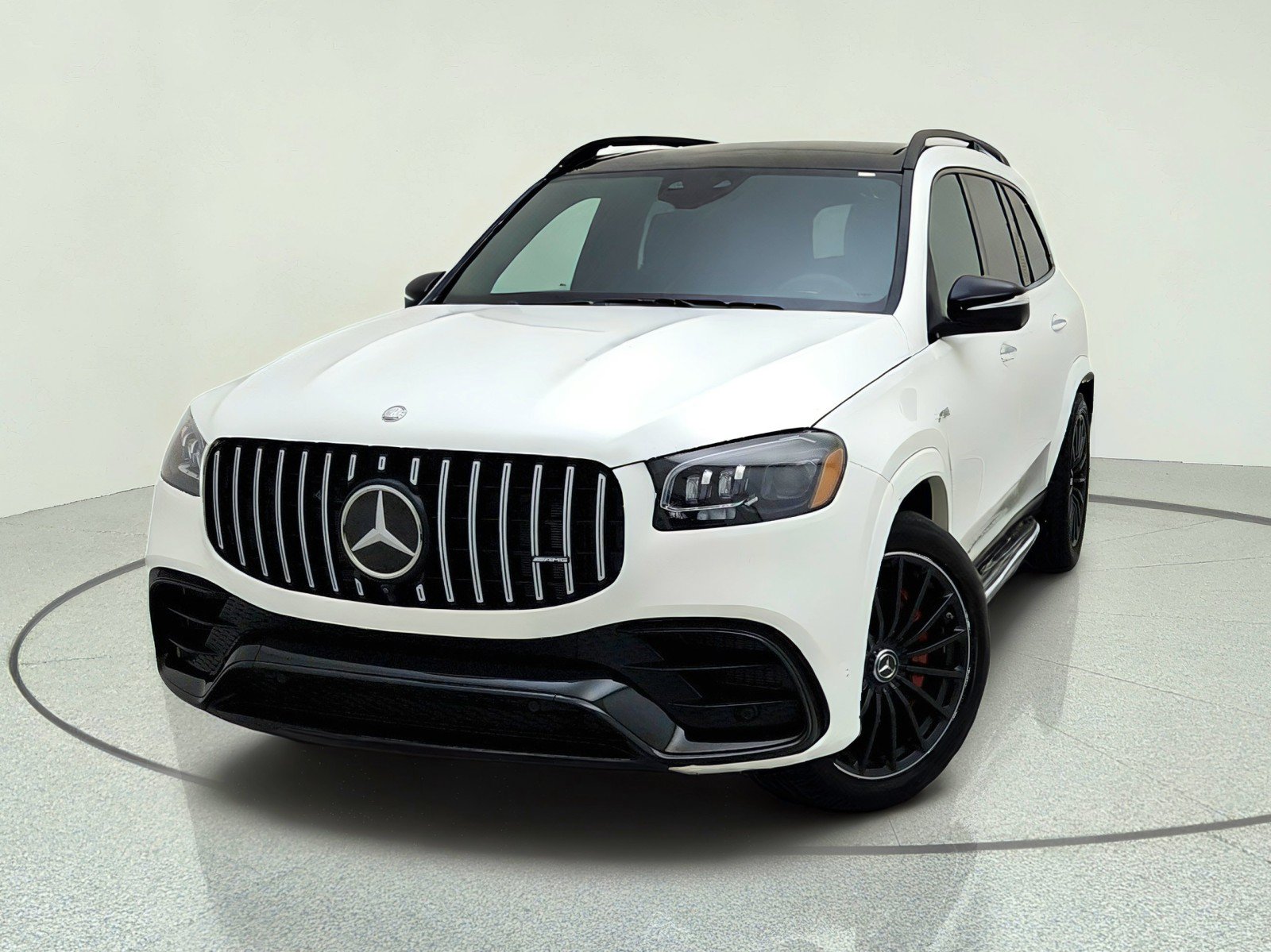 New 2026 Mercedes-Benz GLS 63 AMG 4MATIC image 2