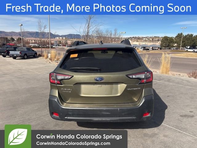 Used 2025 Subaru Outback Premium image 6