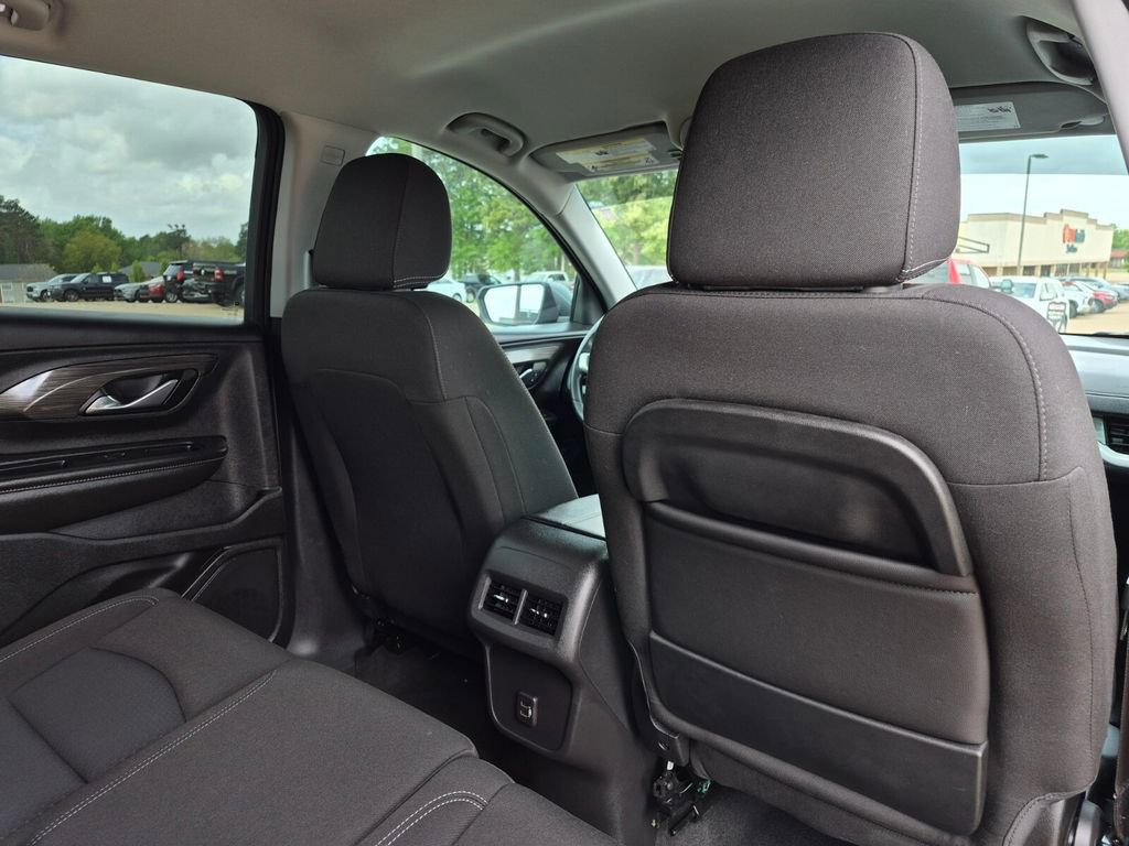 Used 2023 GMC Terrain SLE w/ Driver Convenience Package image 39