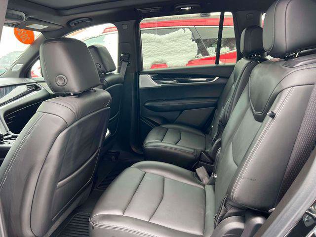 Used 2024 Cadillac XT6 Premium Luxury image 9