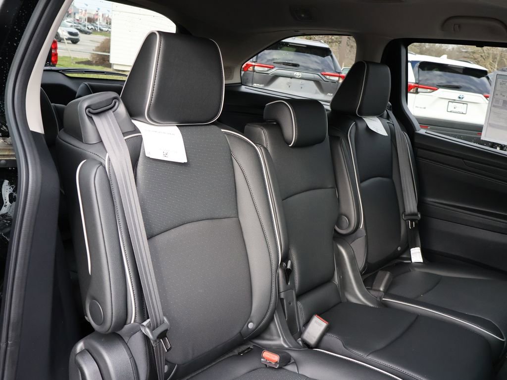 New 2026 Honda Odyssey Elite image 7