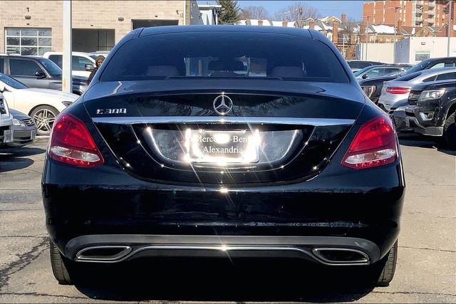 Used 2015 Mercedes-Benz C 300 Sedan image 3