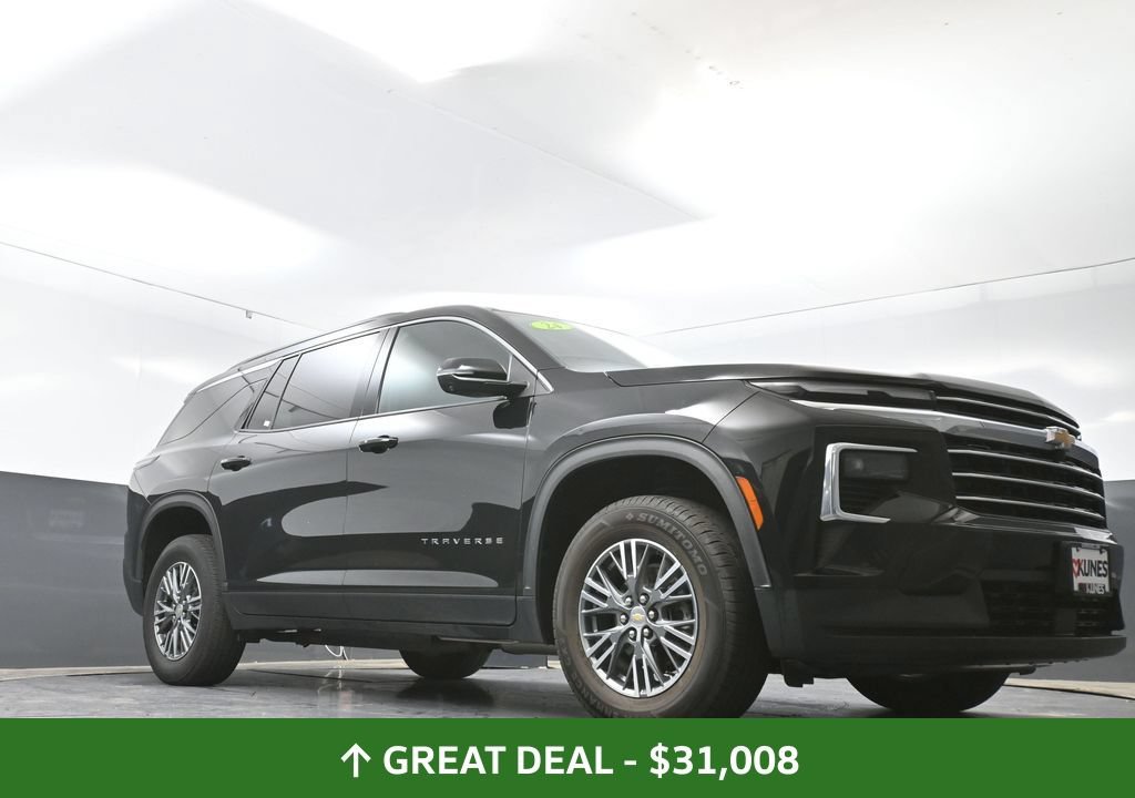 Used 2024 Chevrolet Traverse LT FWD image 27