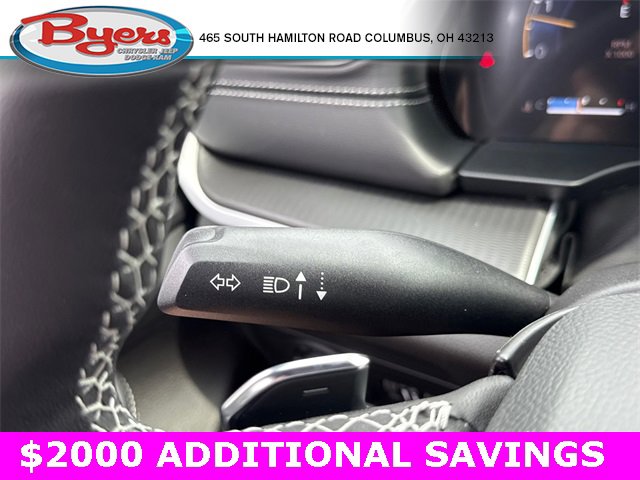 New 2025 Jeep Grand Cherokee Altitude image 17