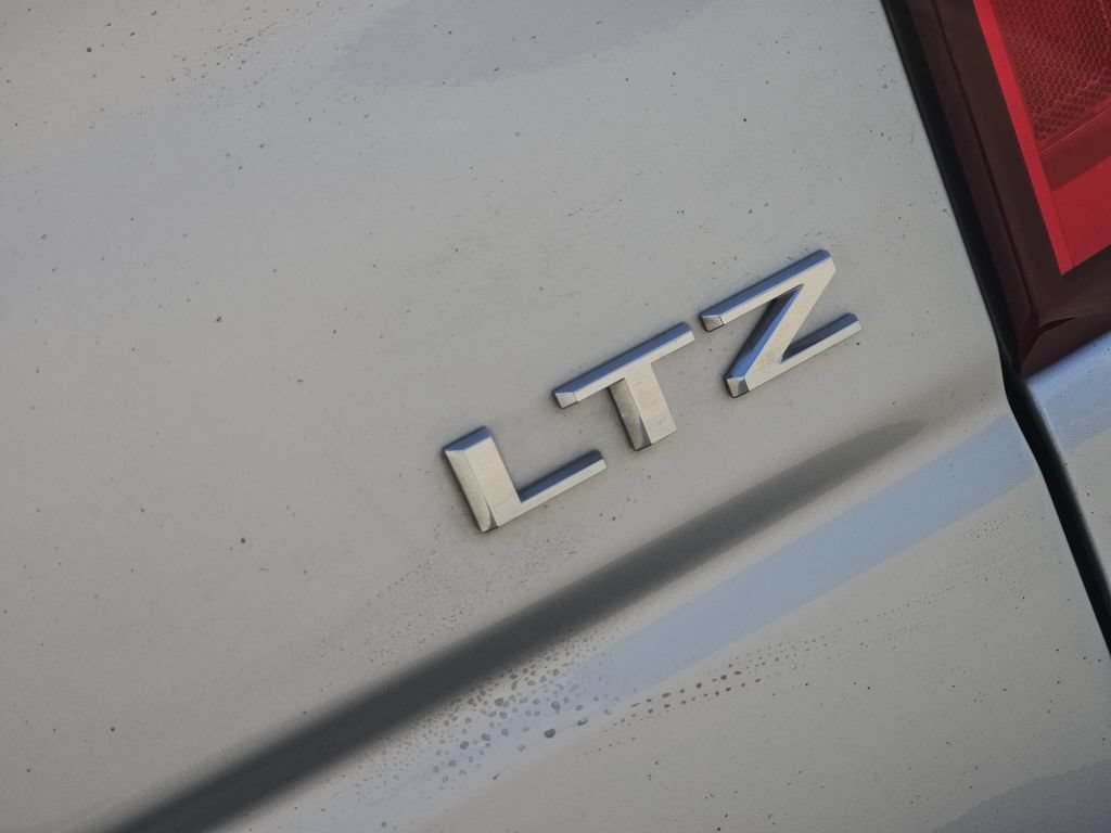 Used 2019 Chevrolet Silverado 1500 LTZ w/ LTZ Texas Edition AWD/4WD image 16