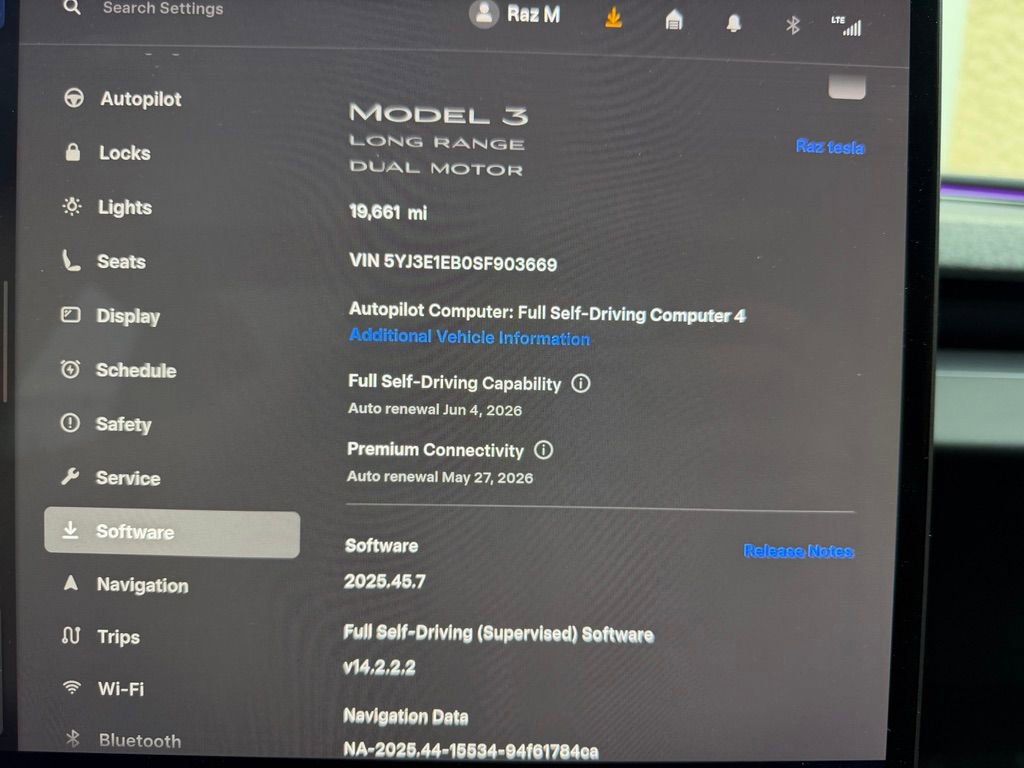 Used 2025 Tesla Model 3 Long Range AWD/4WD image 39