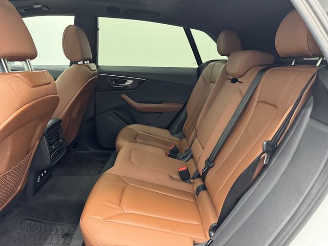 Used 2020 Audi Q8 Premium w/ Black Optic Package AWD/4WD image 21