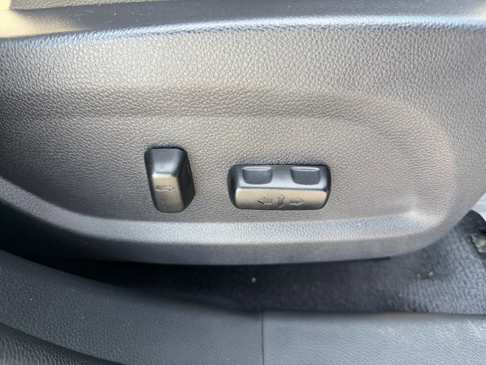 Used 2018 Hyundai Santa Fe Sport image 20