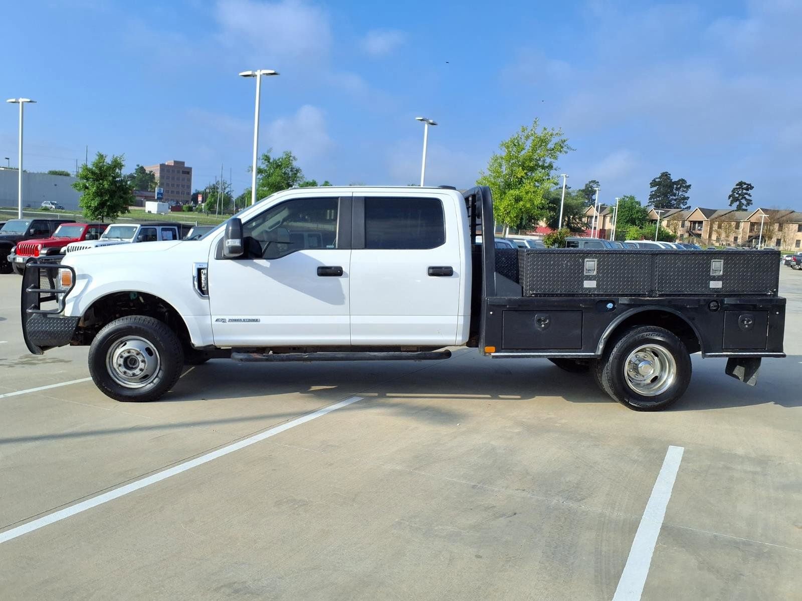 Used 2020 Ford F350 XL w/ Power Equipment Group image 9