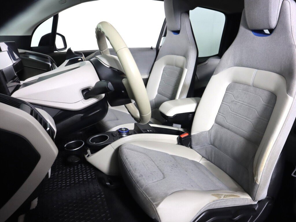 Used 2015 BMW i3 w/ Range Extender image 28