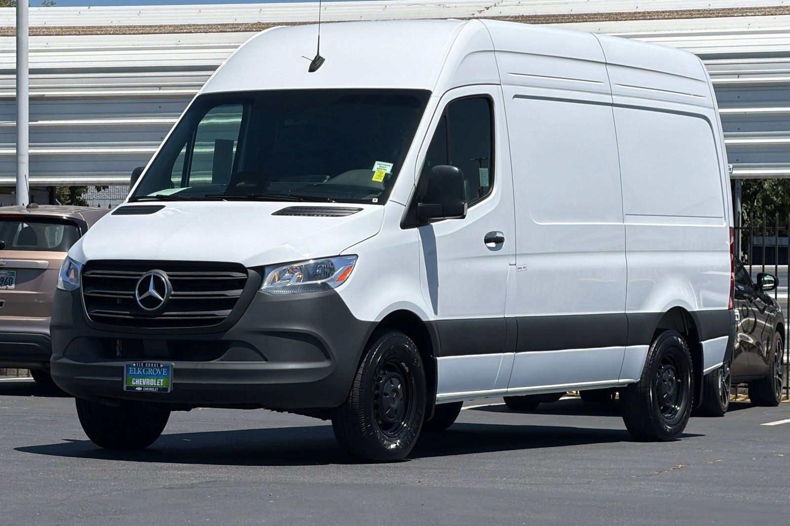 Used 2025 Mercedes-Benz Sprinter 2500 image 7