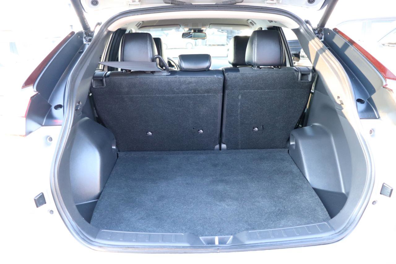 Used 2024 Mitsubishi Eclipse Cross SE image 51