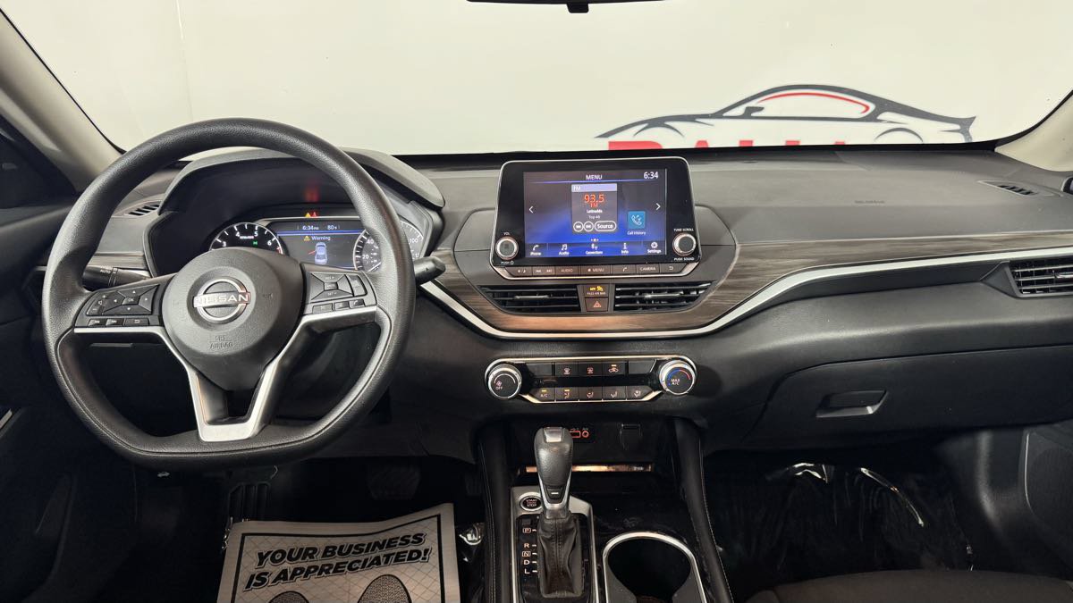 Used 2023 Nissan Altima 2.5 SV FWD image 29