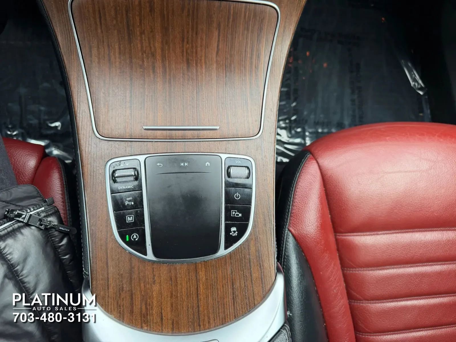 Used 2021 Mercedes-Benz GLC 300 4MATIC image 12