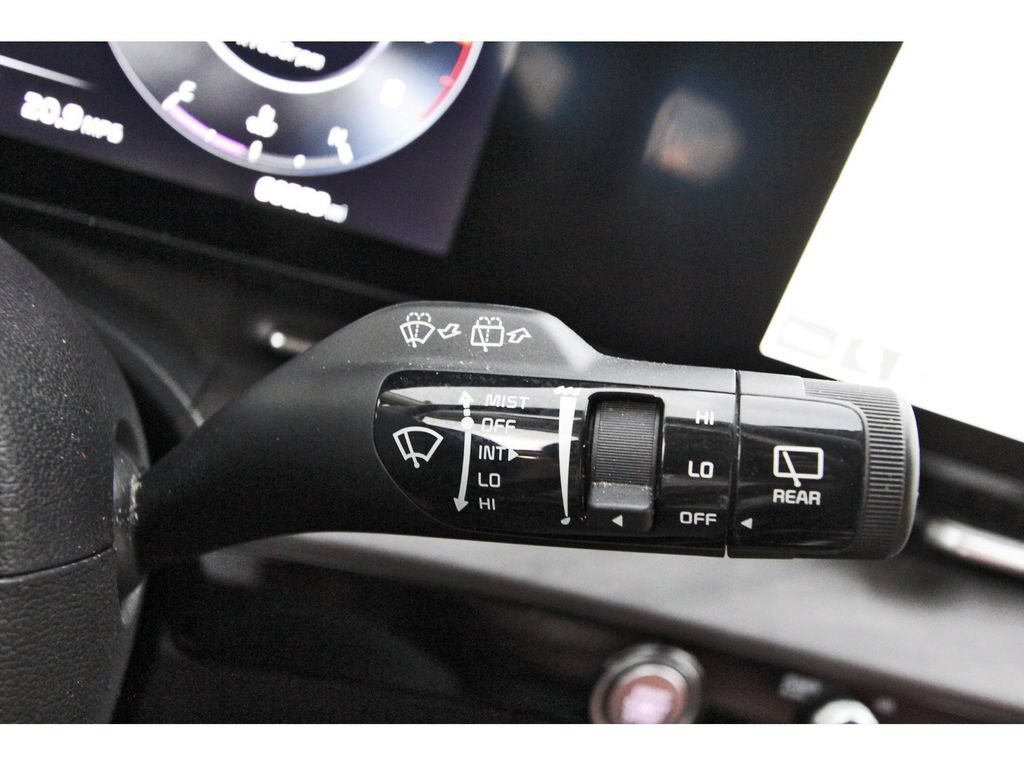 Used 2023 Kia Carnival SX FWD image 19