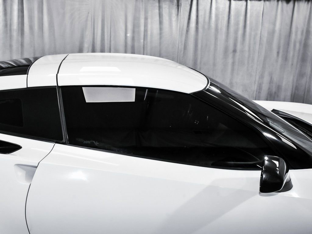 Used 2015 Chevrolet Corvette Z06 w/ 3LZ Preferred Equipment Group image 91