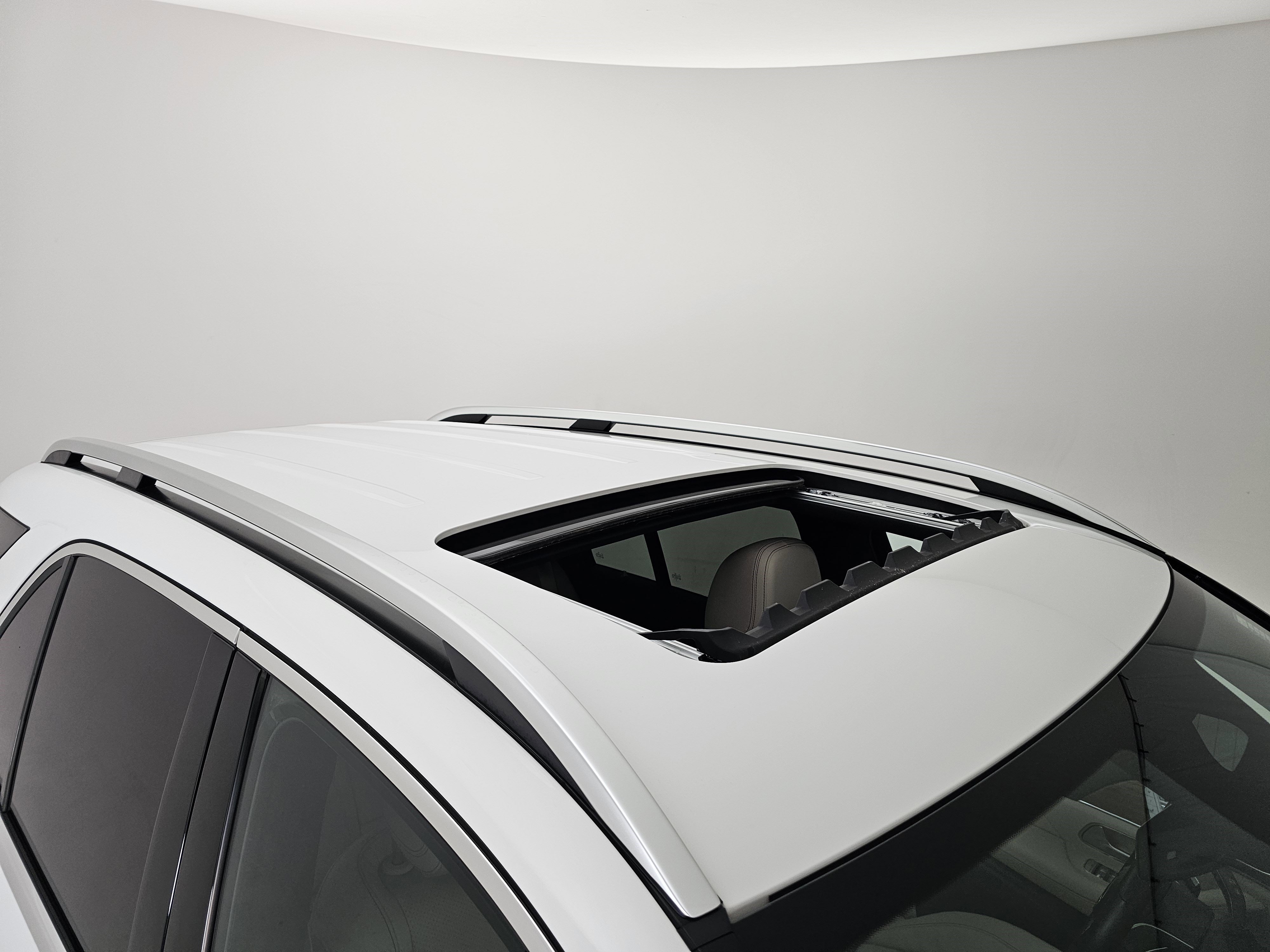 Used 2025 Mercedes-Benz GLE 450 4MATIC image 51