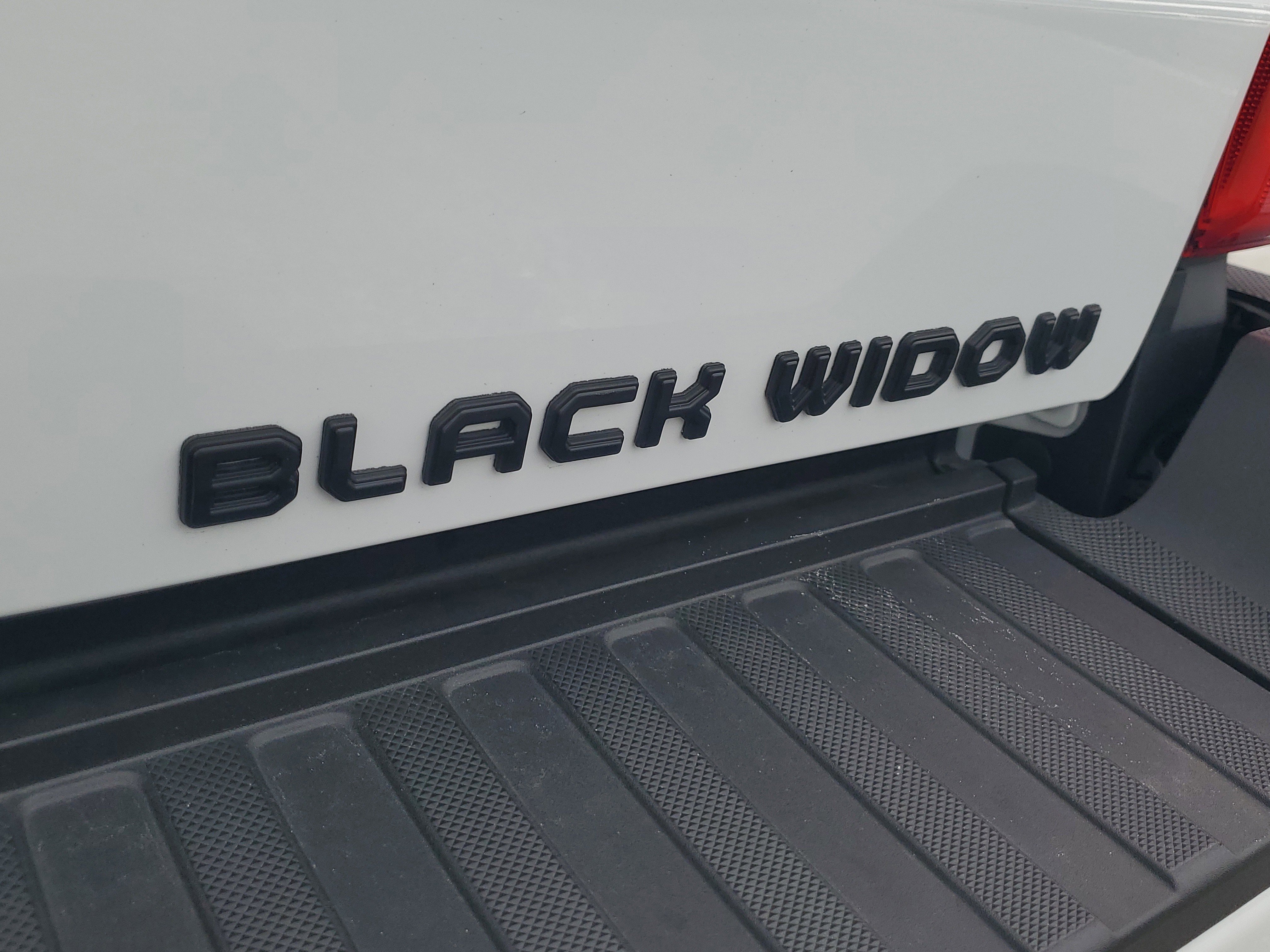 Used 2025 Ford F250 Lariat w/ Lariat Ultimate Package image 9