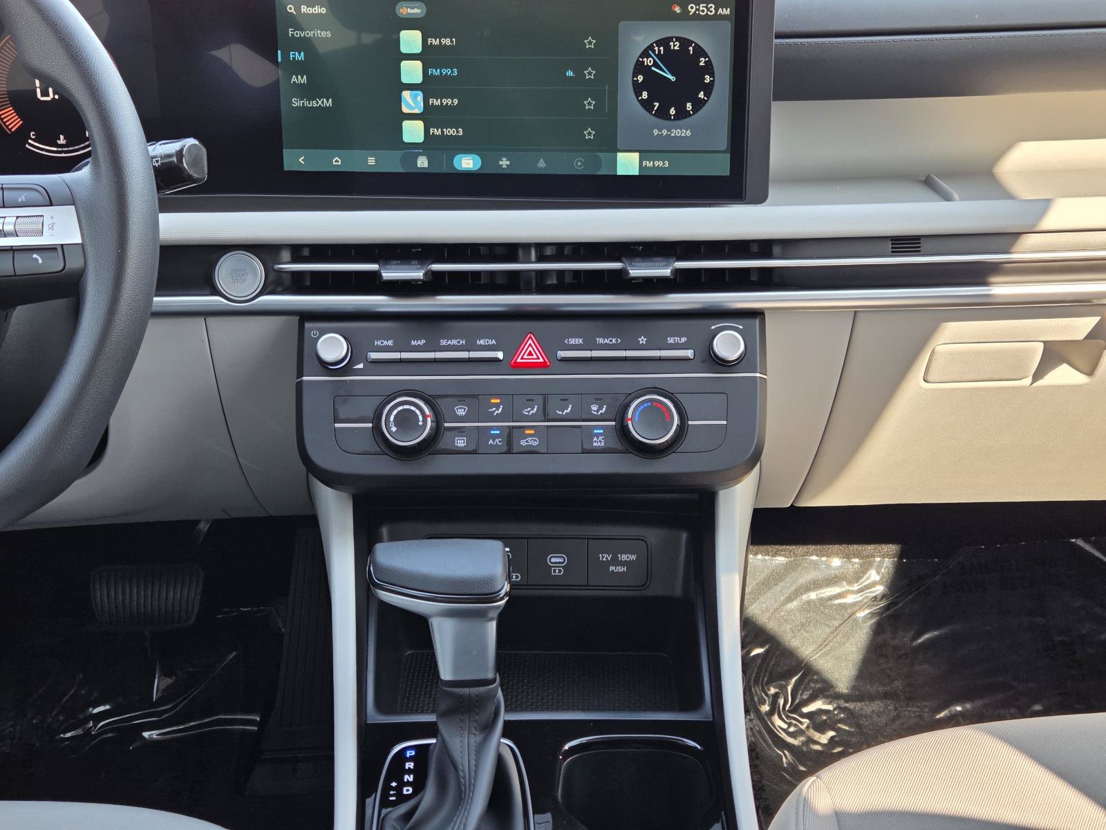 New 2026 Hyundai Tucson SE FWD image 9
