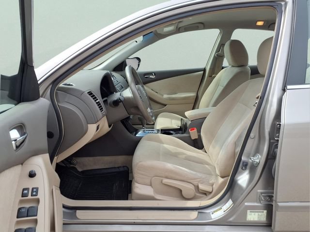 Used 2011 Nissan Altima 2.5 S w/ Special Edition Pkg FWD image 14