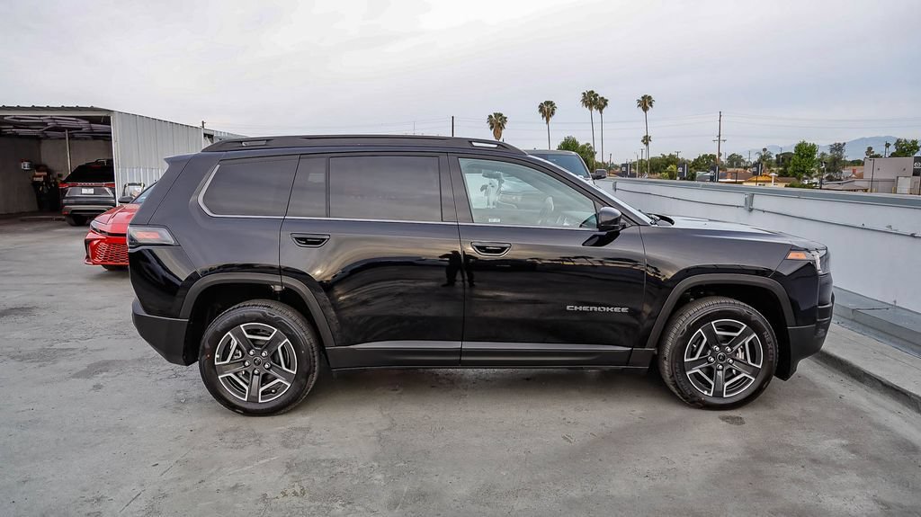 New 2026 Jeep Cherokee Laredo AWD/4WD image 13