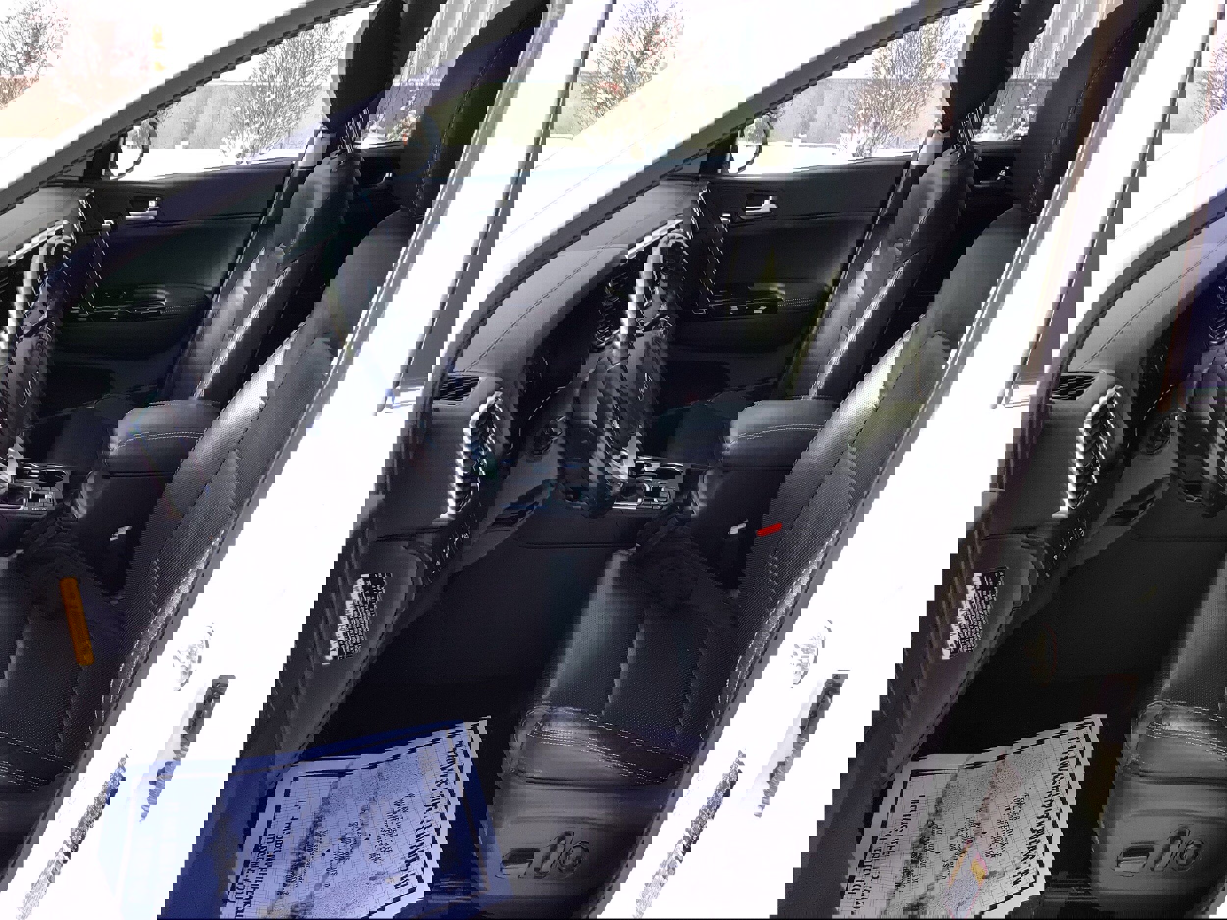 Used 2020 Kia Sportage EX w/ EX Technology Package image 12