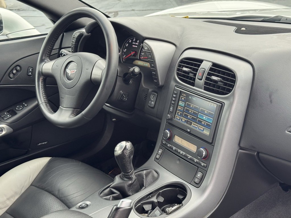 Used 2006 Chevrolet Corvette Z06 w/ Preferred Equipment Group image 24