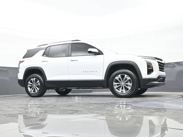 New 2026 Chevrolet Equinox LT w/ Convenience Package II FWD image 49