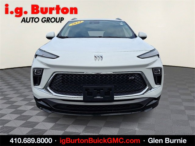 Certified 2025 Buick Encore GX Sport Touring image 2