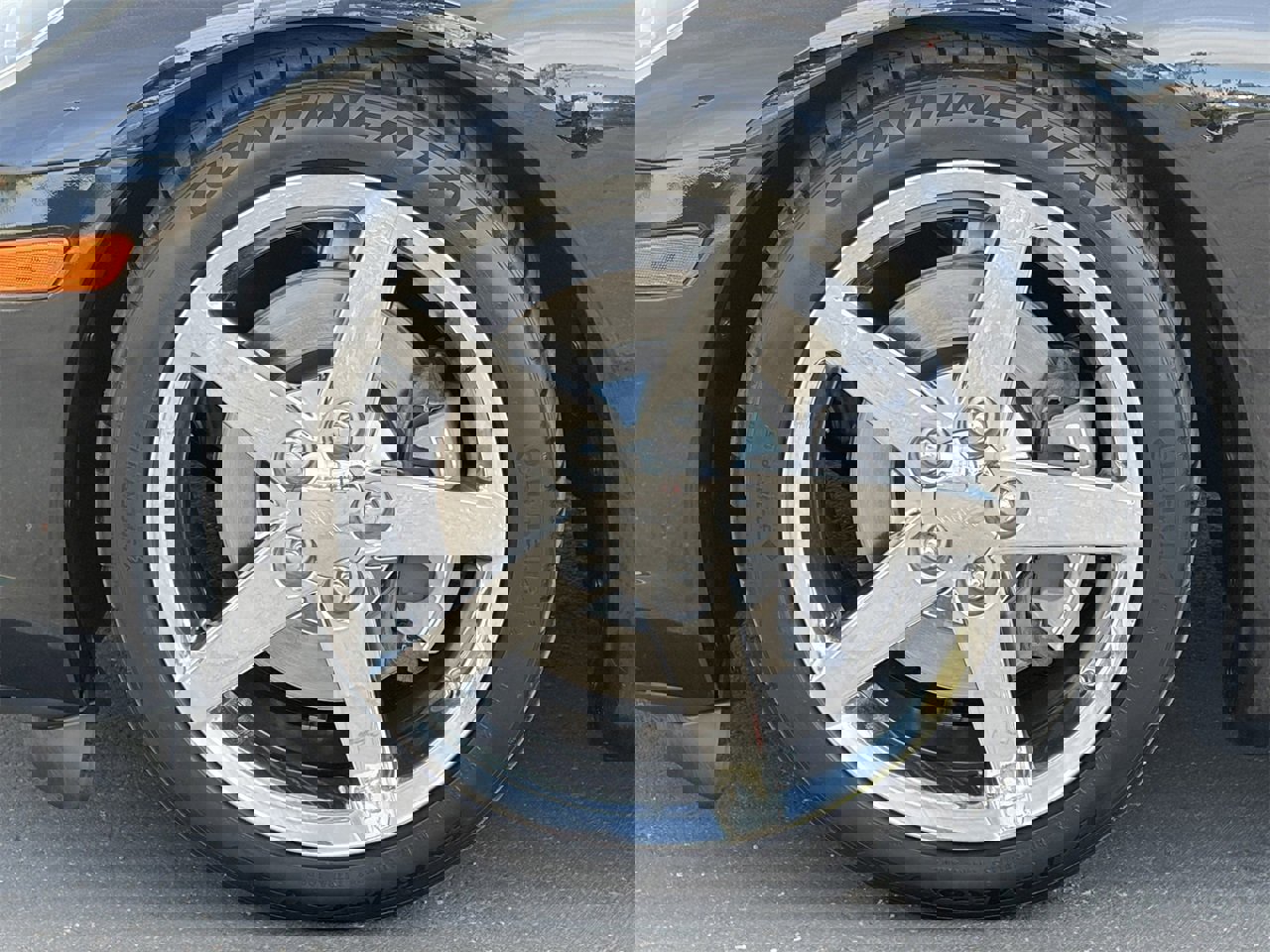 Used 2006 Chevrolet Corvette Coupe w/ Preferred Equipment Group image 9