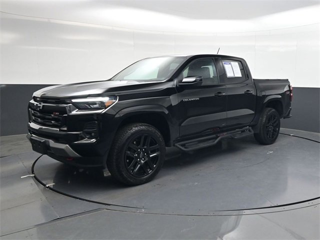 Used 2024 Chevrolet Colorado Z71 w/ Z71 Convenience Package 2 image 8