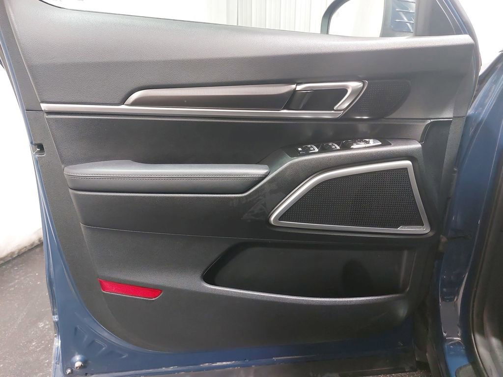 Used 2023 Kia Telluride S w/ S Sunroof Package image 29