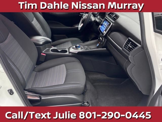 Used 2025 Nissan Leaf S FWD image 13
