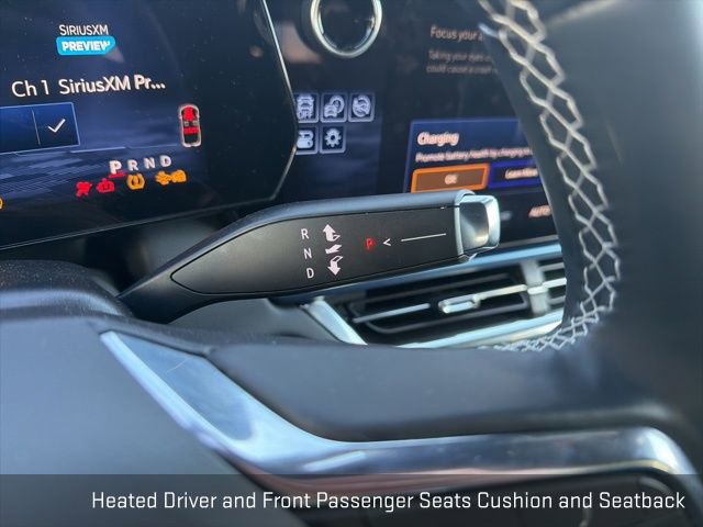 Used 2025 Chevrolet Equinox EV LT w/ Convenience Package image 34