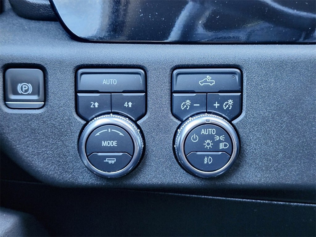 Used 2023 GMC Sierra 1500 Elevation image 21