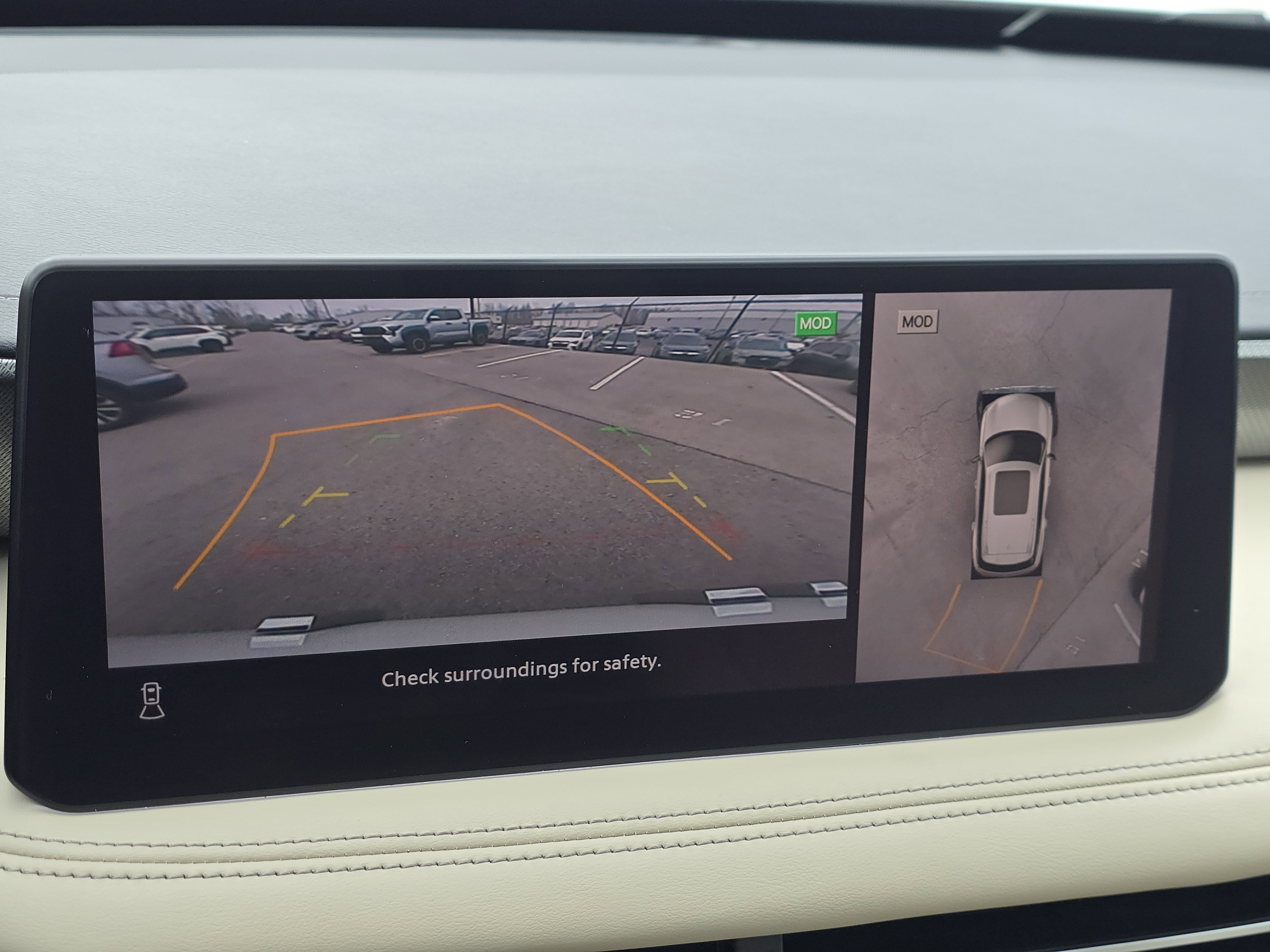 Used 2025 INFINITI QX60 Luxe w/ Cargo Package AWD/4WD image 12