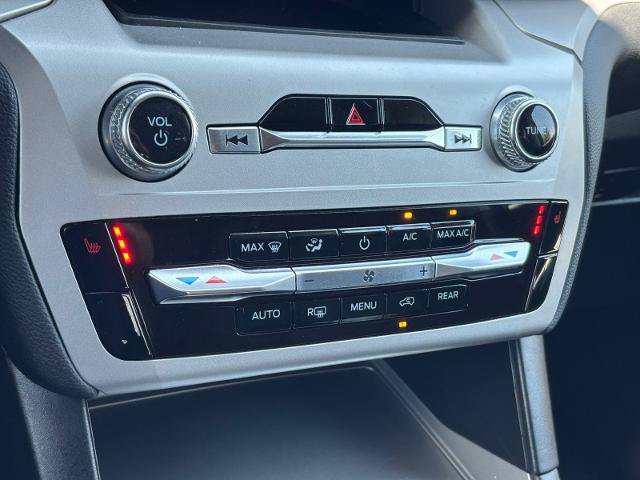 Certified 2022 Ford Explorer XLT RWD image 23