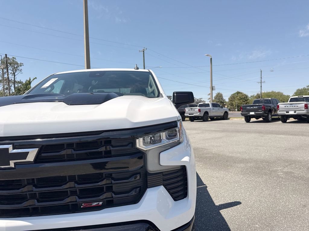 Used 2023 Chevrolet Silverado 1500 LT Trail Boss w/ Protection Package AWD/4WD image 11