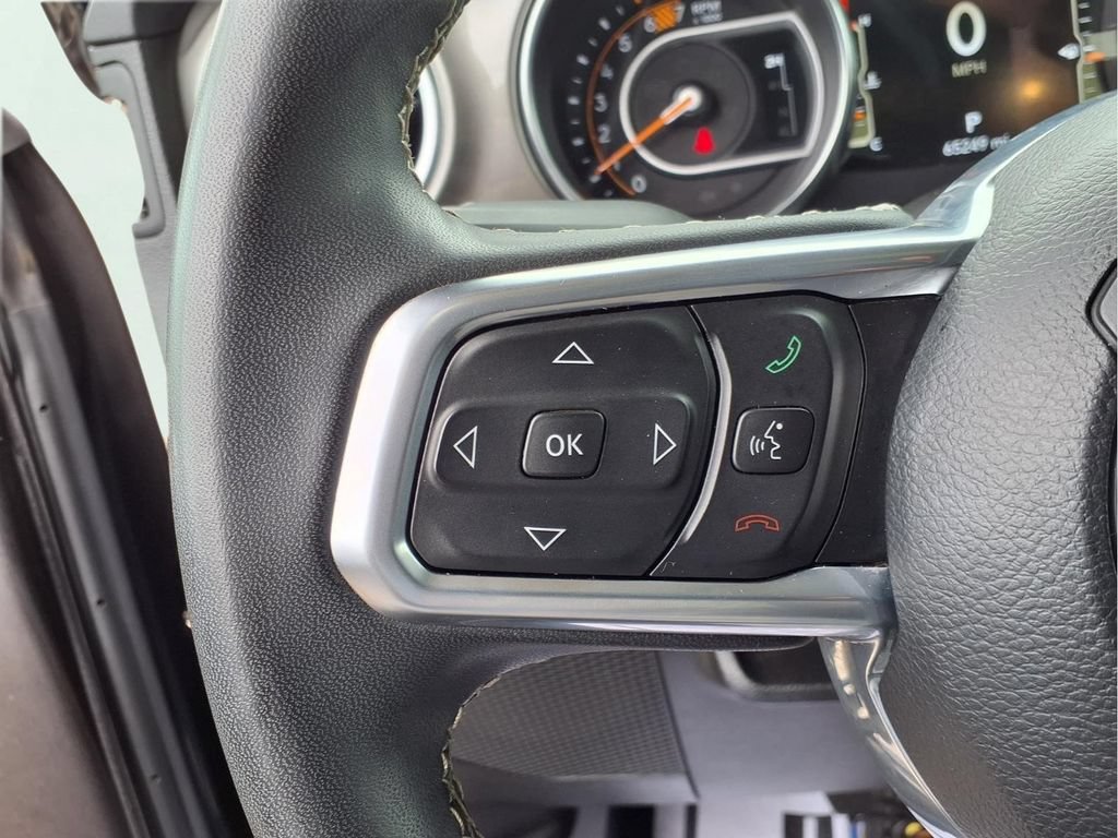 Used 2023 Jeep Wrangler Unlimited Sahara AWD/4WD image 14