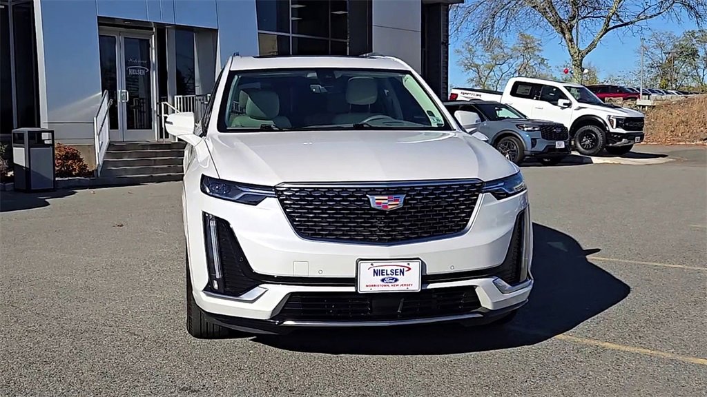 Used 2024 Cadillac XT6 Premium Luxury w/ Technology Package image 6