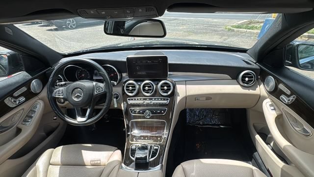 Used 2018 Mercedes-Benz C 300 4MATIC Sedan image 21