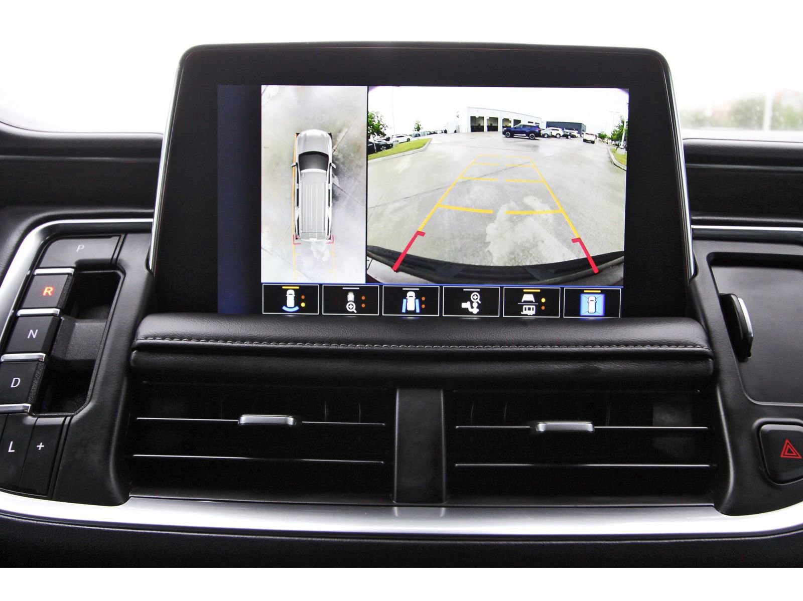 Used 2023 Chevrolet Tahoe Z71 w/ Z71 Off-Road Package image 26